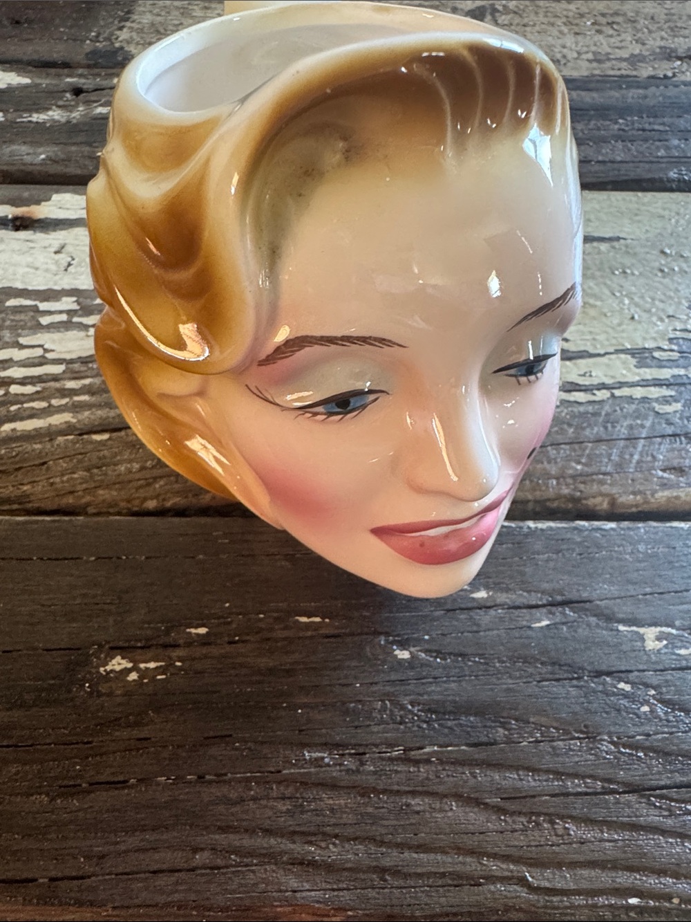 Vintage 1988 Clay Art San
Francisco Marilyn Monroe 3D ceramic mug